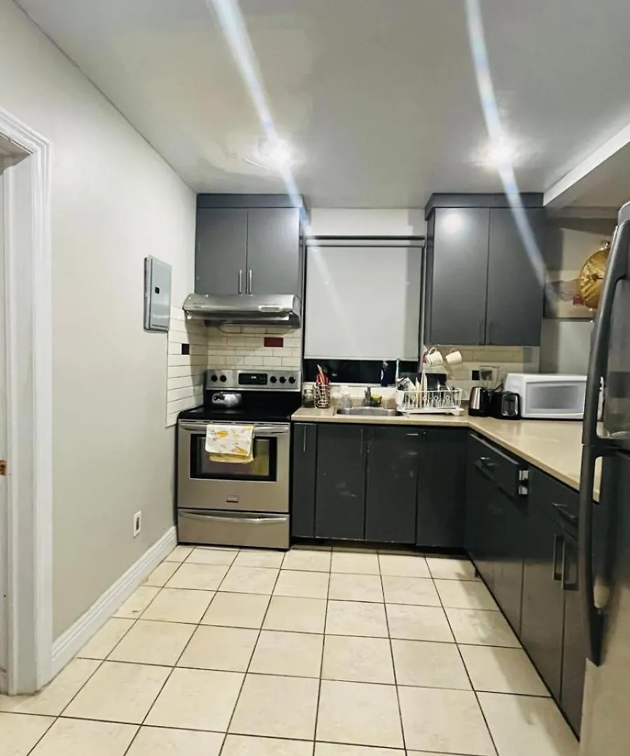 Cozy Apartment Τορόντο