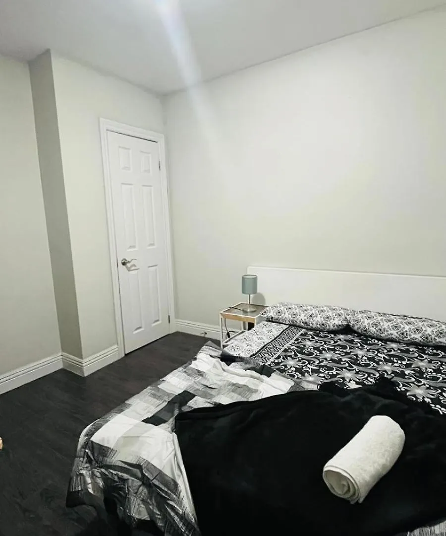 Cozy Apartment Τορόντο